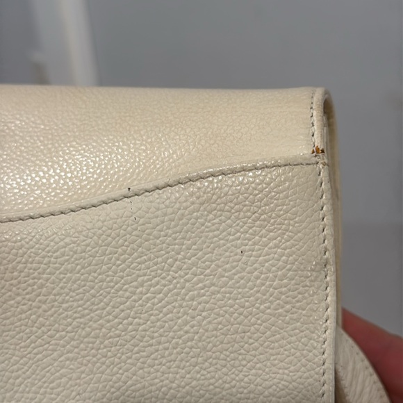 Coach Bag Vintage 90’s Cream Leather Crossbody Bag with Gold Turnlock - Picture 10 of 17